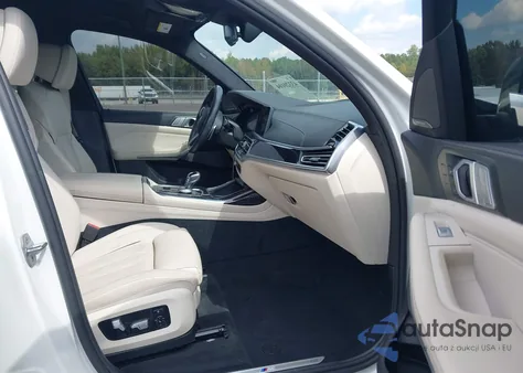 2020 BMW X7 xDrive40I z USA, uszkodzony, nr VIN 5UXCW2C03L9B48180